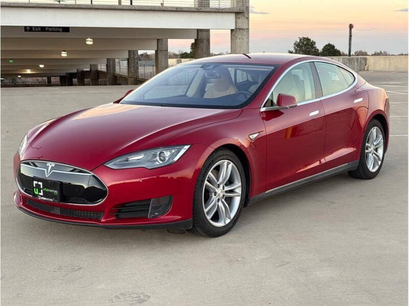2015 Tesla Model S