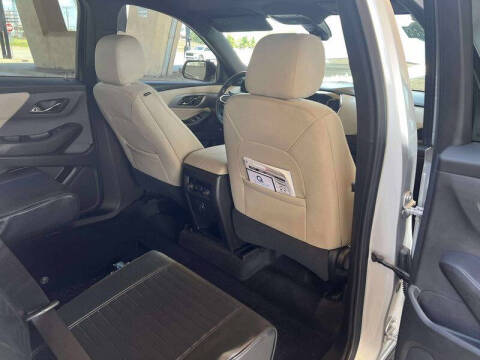 2022 Chevrolet Traverse LS