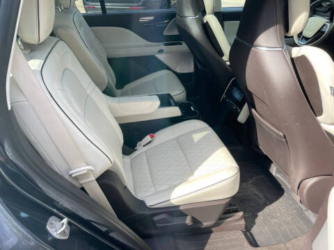 2022 Lincoln Aviator Black Label