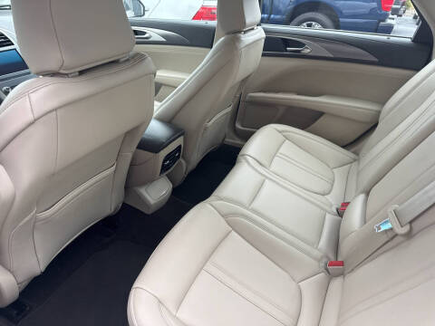 2020 Lincoln MKZ Standard