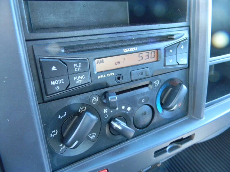 2016 Isuzu NPR