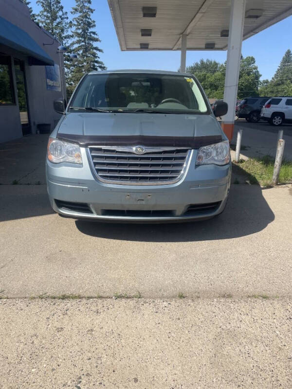 2009 Chrysler Town and Country LX