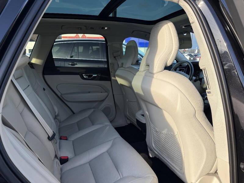 2019 Volvo XC60 T6 Momentum