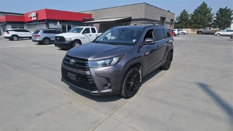 2019 Toyota Highlander SE