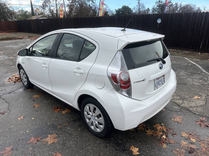 2012 Toyota Prius c