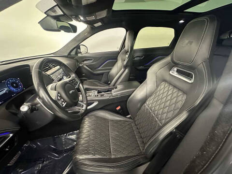 2020 Jaguar F-PACE SVR