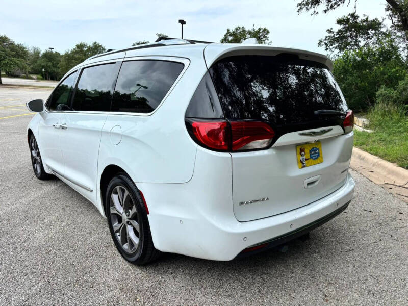 2017 Chrysler Pacifica Limited