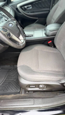 2016 Ford Taurus SEL