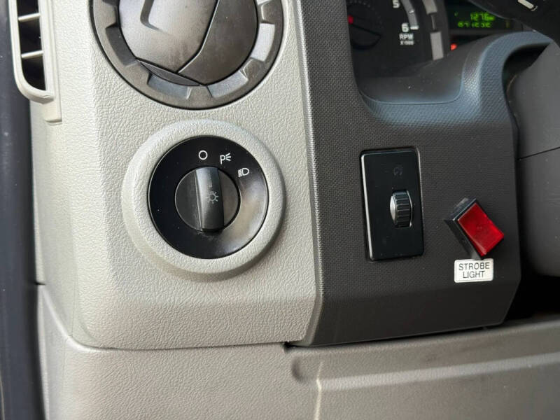 2013 Ford E-Series E-150