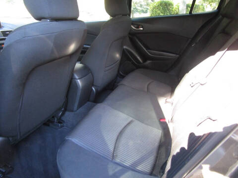 2015 Mazda MAZDA3 i Touring