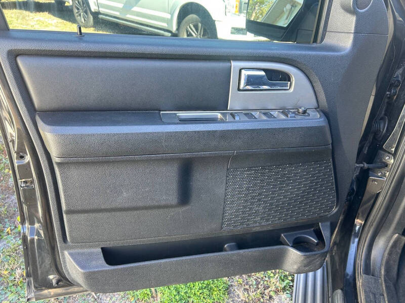 2015 Ford Expedition EL XLT