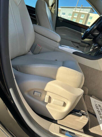 2012 Cadillac SRX Performance Collection