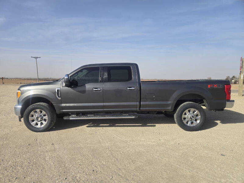 2017 Ford F-350 Super Duty Lariat