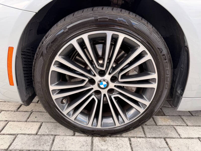 2020 BMW 5 Series 530i