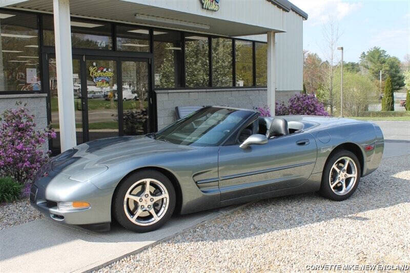 2004 Chevrolet Corvette 9