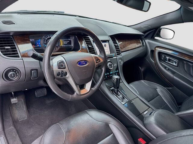 2019 Ford Taurus Limited