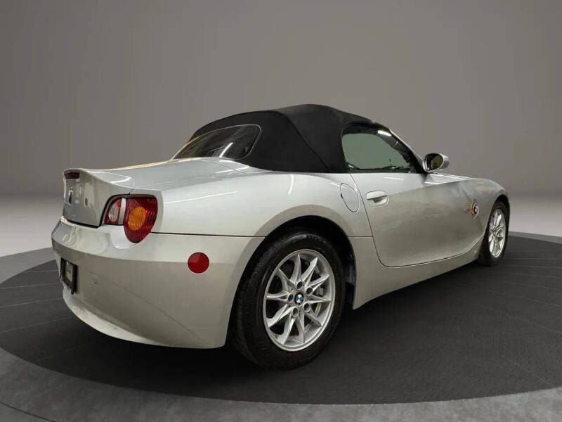 2003 BMW Z4 2.5i