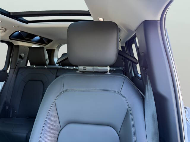 2026 Land Rover Defender 110 P300 S