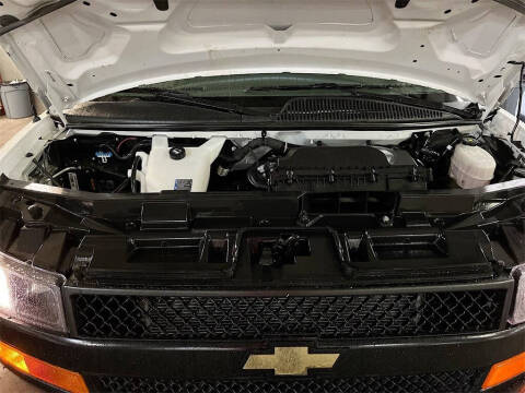 2024 Chevrolet Express 2500