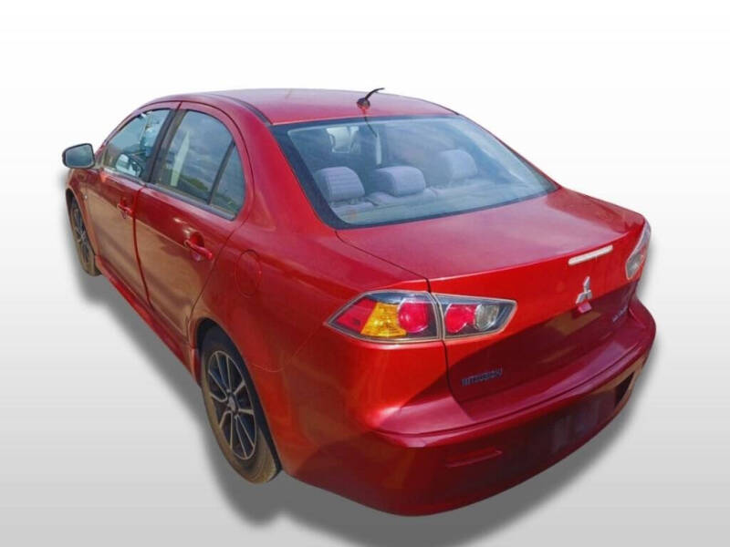 2017 Mitsubishi Lancer ES