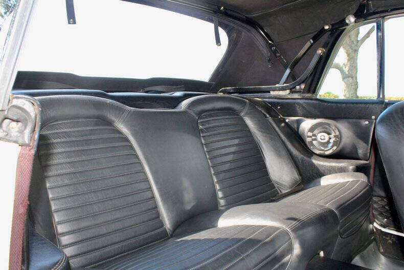 1959 Ford Thunderbird