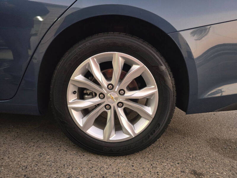 2024 Chevrolet Malibu LT