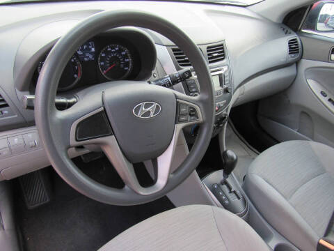2017 Hyundai Accent SE