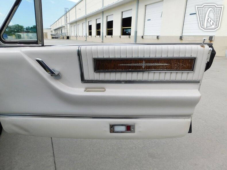 1966 Ford Thunderbird