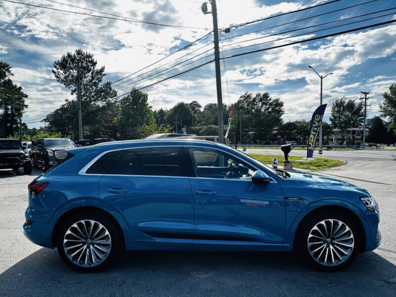 2019 Audi e-tron quattro Prestige
