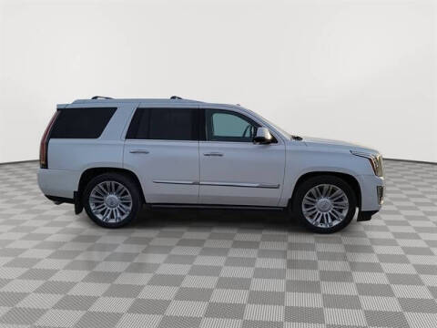 2019 Cadillac Escalade Platinum