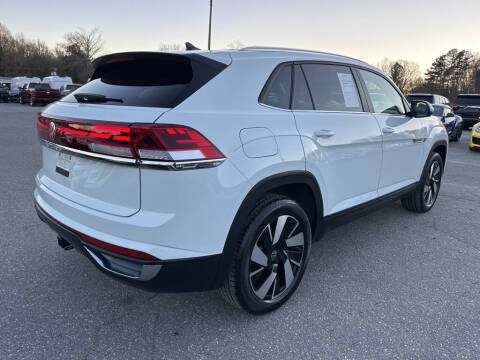 2025 Volkswagen Atlas Cross Sport SE