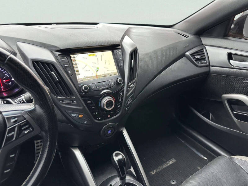 2016 Hyundai Veloster Turbo