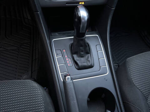 2017 Volkswagen Passat 1.8T S