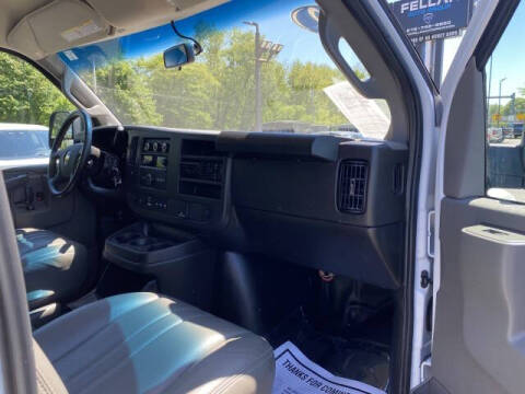 2022 Chevrolet Express 2500