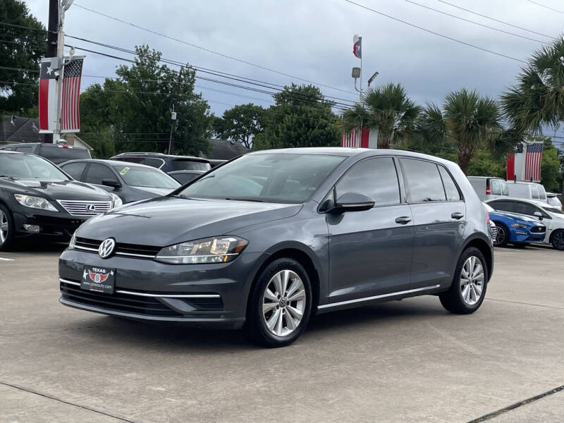 2020 Volkswagen Golf TSI