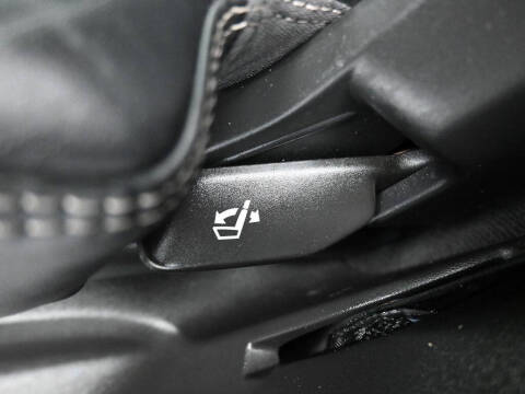 2021 Volvo XC90 T6 Inscription 6-Passenger