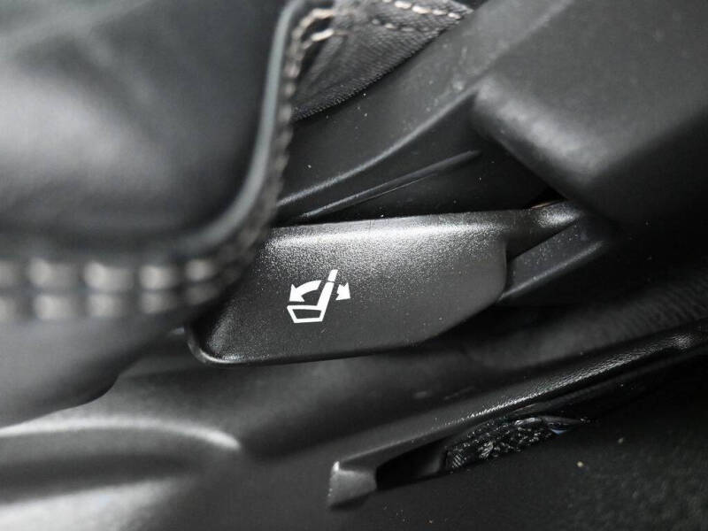 2021 Volvo XC90 T6 Inscription 6-Passenger