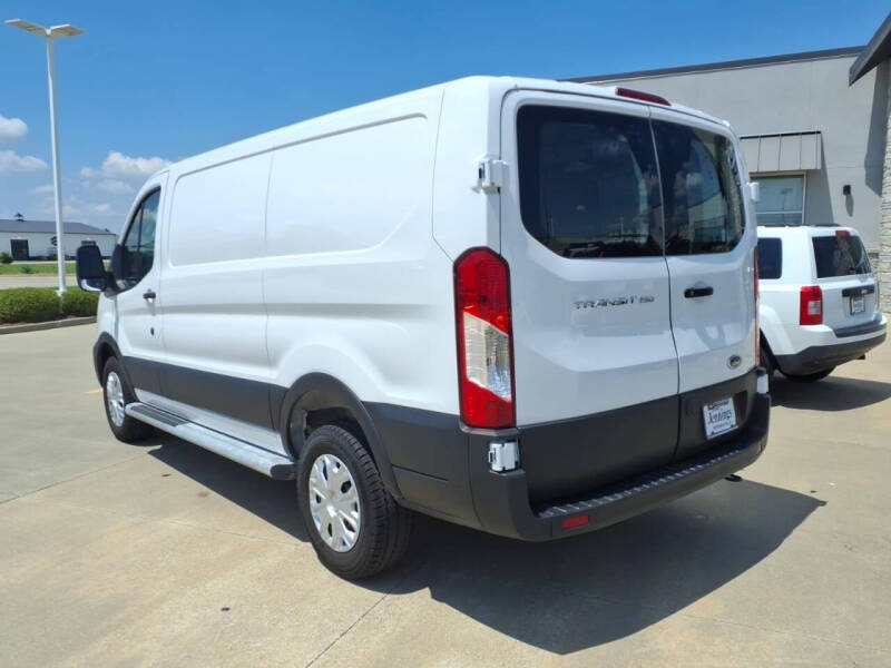 2025 Ford Transit