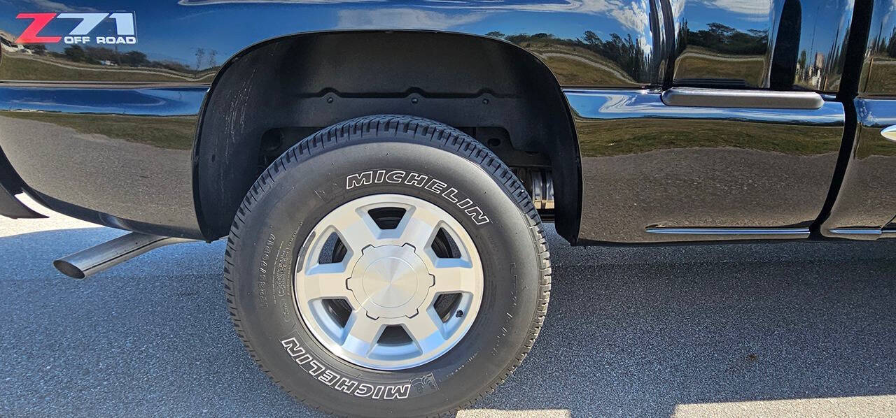 2005 GMC Sierra 1500 for sale at FLORIDA CORVETTE EXCHANGE LLC in Hudson, FL