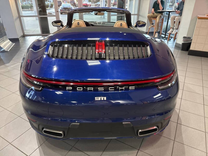 2020 Porsche 911 Carrera