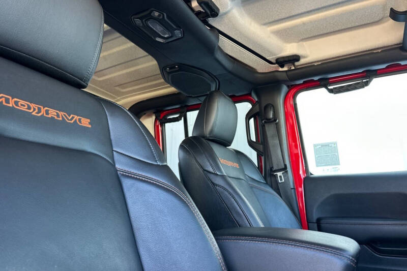 2021 Jeep Gladiator Mojave