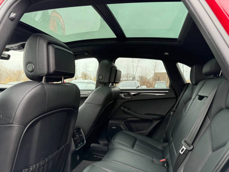 2019 Porsche Macan S