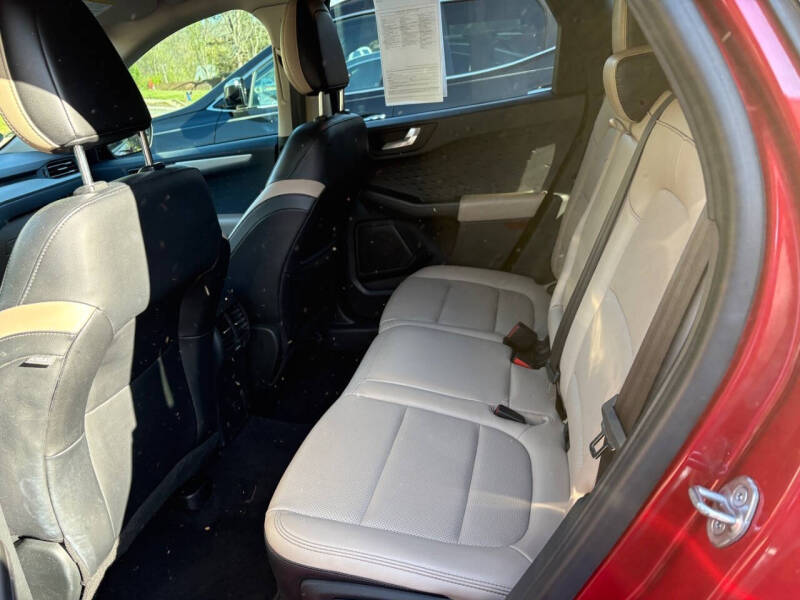 2020 Ford Escape SEL