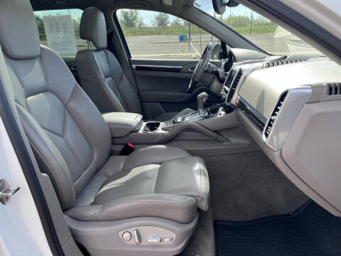 2013 Porsche Cayenne S