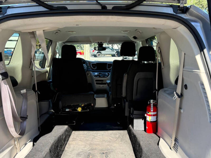 2017 Chrysler Pacifica Touring