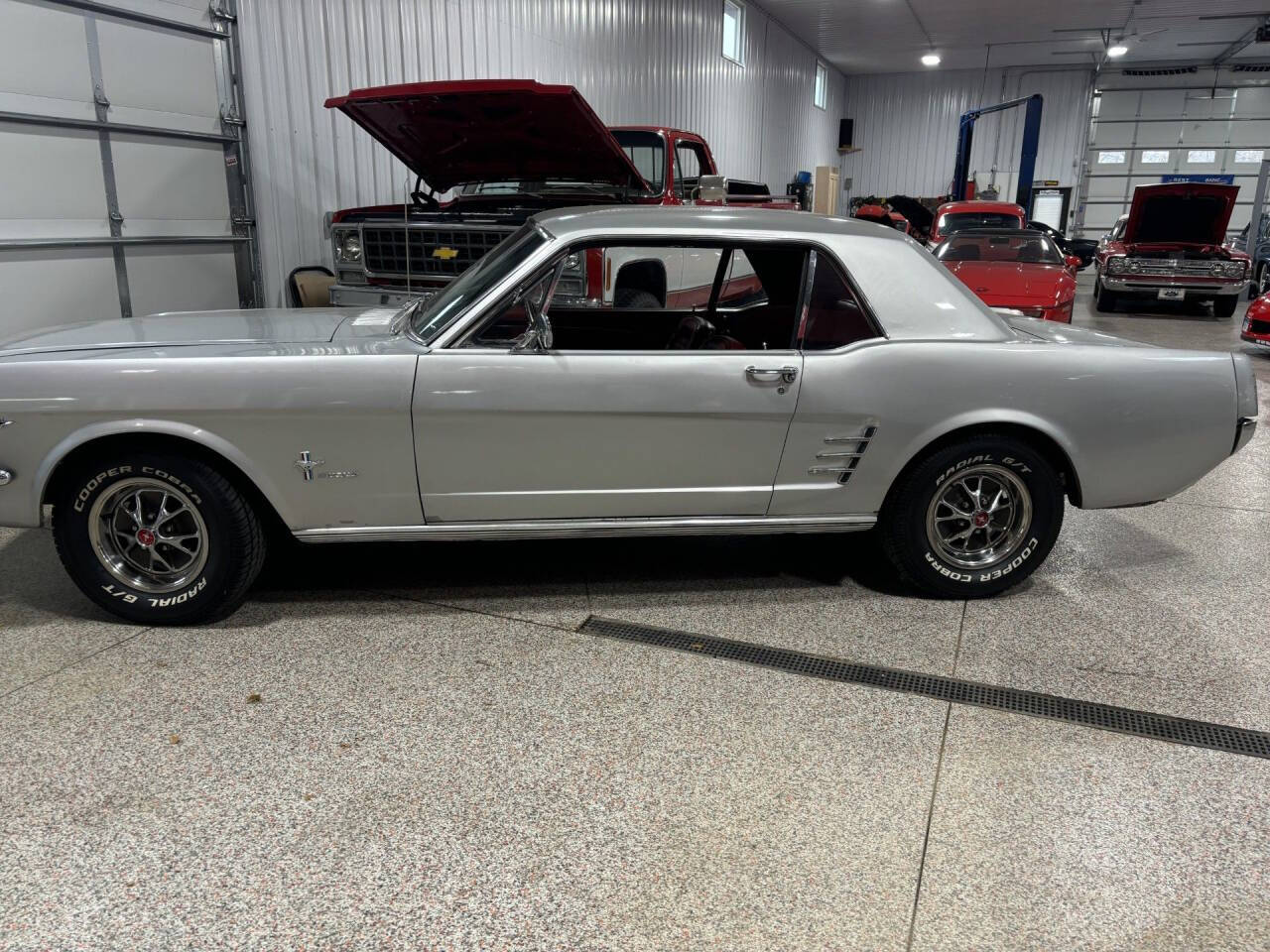 1966 Ford Mustang 19