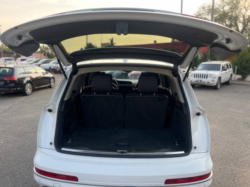 2015 Audi Q7 3.0T quattro Premium