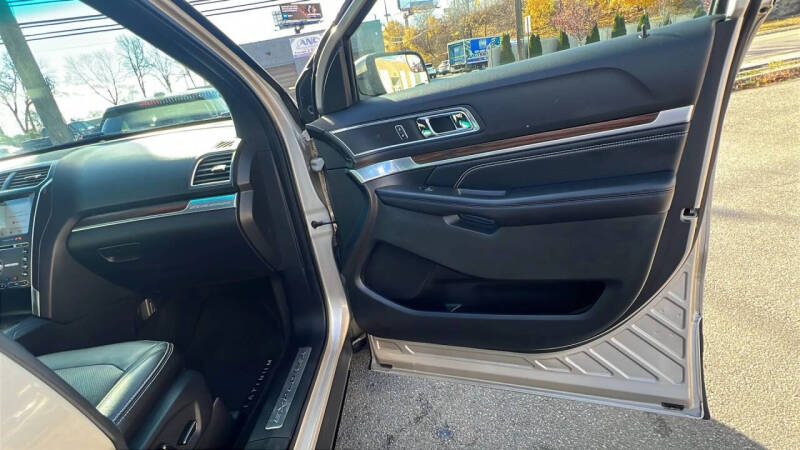 2017 Ford Explorer Limited