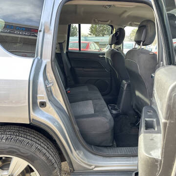 2016 Jeep Compass Sport