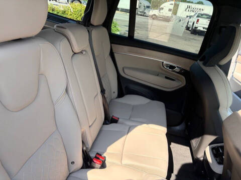 2026 Volvo XC90 B5 Plus 7P